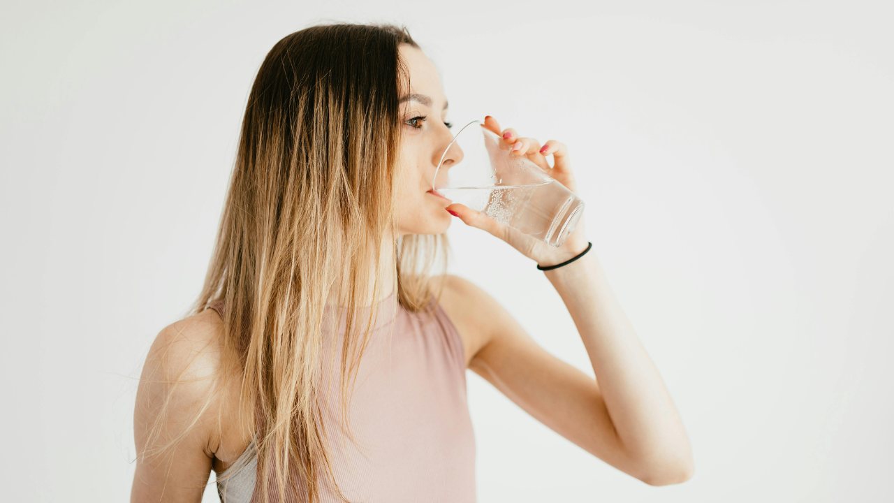 Why is hydration important for women’s health | womenluxlife.com